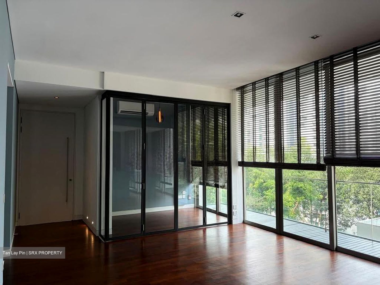 Three Three Robin (D10), Apartment #623600581